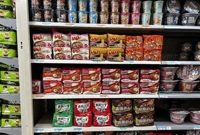 韓國火雞面深陷雙標風波 食品流通標準差異引熱議